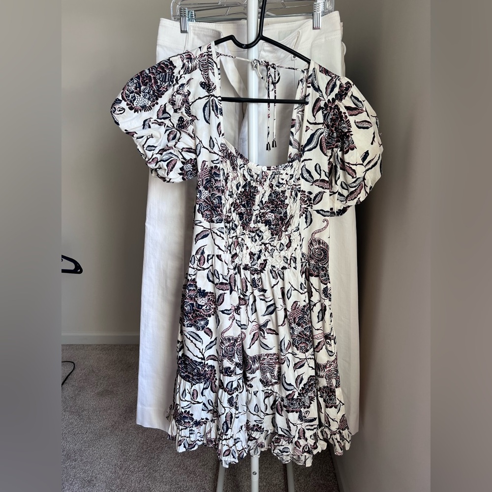 House of Harlow 1960 dress